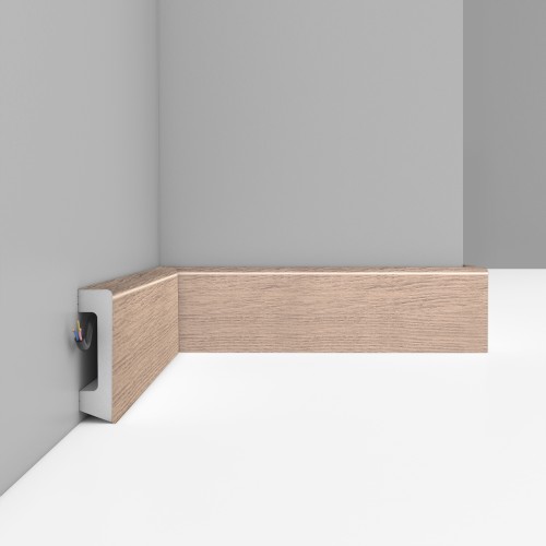 Плинтус Decomaster D234-83 2400×58×16