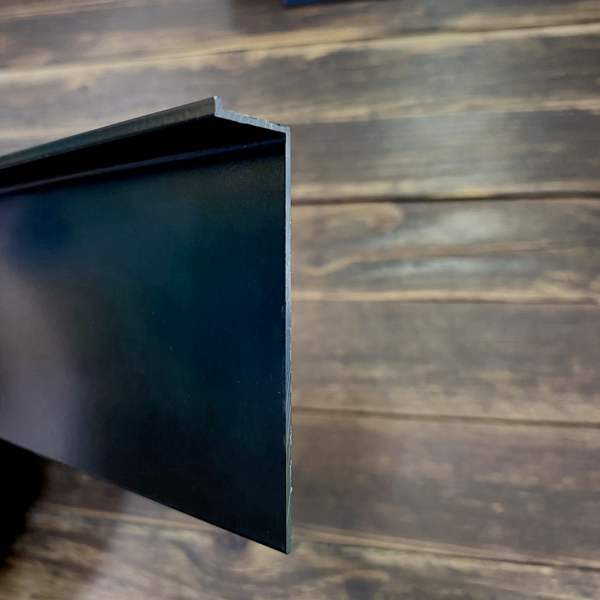 Плинтус Скрытый профиль Черный Г образный с кантом 2 мм