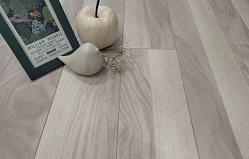 Орех Мэриленд 10x130x1220мм