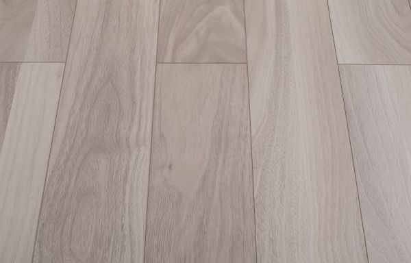 Орех Мэриленд 10x130x1220мм