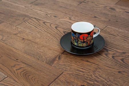 Инженерная доска Legend Дуб Florence под лаком брашированный