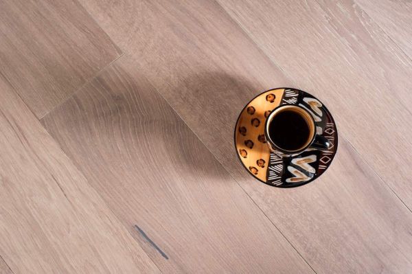 Инженерная доска Legend Дуб Old England под лаком брашированный