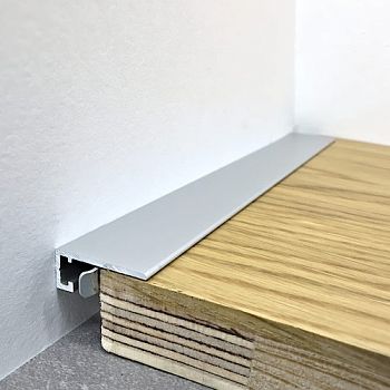 Микроплинтус алюминиевый TeckWood М-6 Серый Муар RAL 7047 2000×6×15