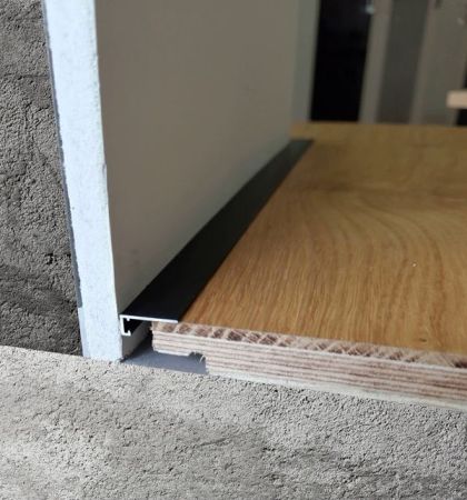 Микроплинтус Лайн 15х2500мм