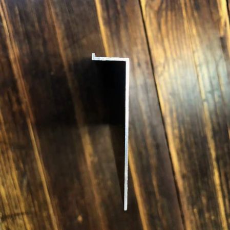 Скрытый  профиль анодированный Г образный с кантом 2 мм