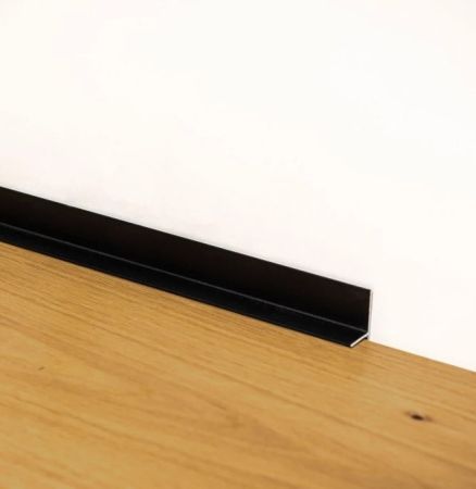 Микроплинтус алюминиевый Modern Decor черный 2000×10×18