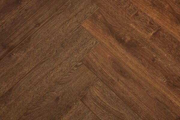 Ламинат CBM KORUNA Орех Бесковице 808