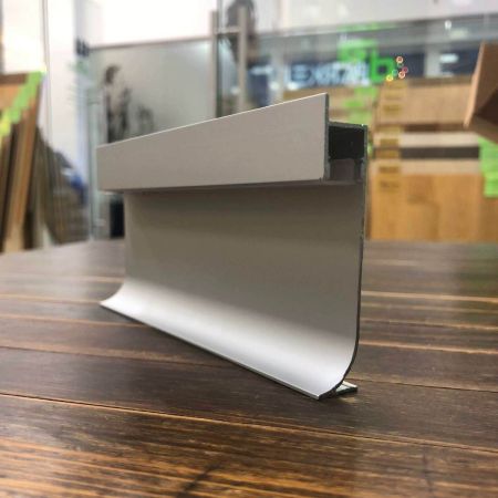 Скрытый профиль анодированный 71 мм LED