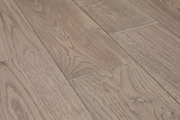 Инженерная доска GoldenWood Дуб Античный UV-лак