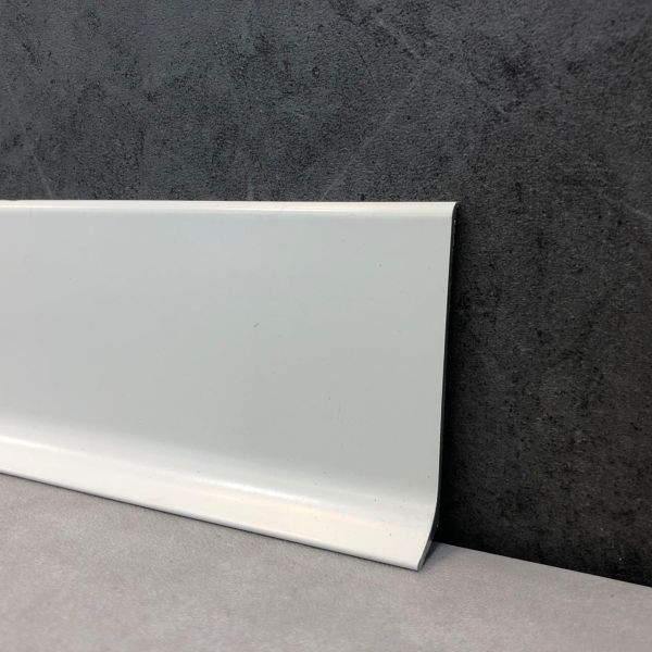 Плинтус Profilpas Metal Line 90/6SF белый глянцевый 78112 сапожок