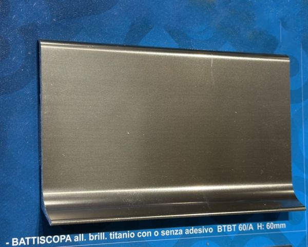 Плинтус Progress profiles напольный BTBT Глянцевый титан 2м