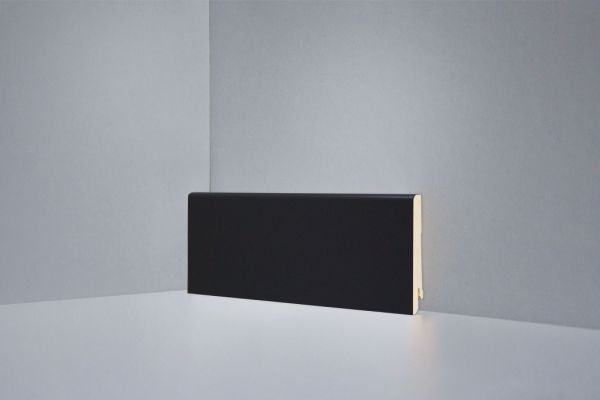 Плинтус DeARTIO Ламинированный Черный 80х16