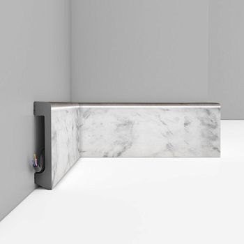 Плинтус Decomaster D235-79 2400×80×17