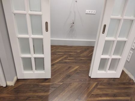 Ламинат CBM OSTROST Орех Габри 502