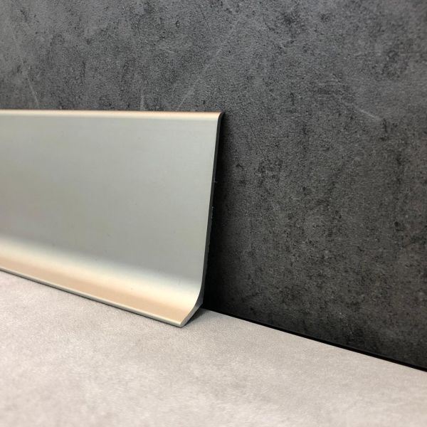 Плинтус Profilpas Metal Line 90/6SF анодированный титан 78103 сапожок 60x10