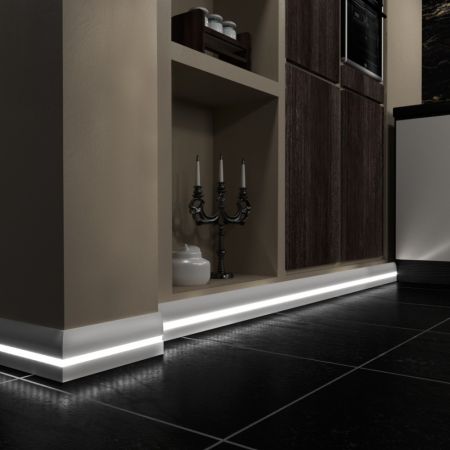 Плинтус Evrowood МДФ Белый PN 080 Led 2000×95×16