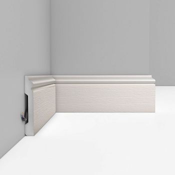 Плинтус Decomaster Дуб молочный D005-1070 2400×79×13