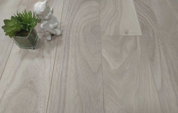 Орех Гарвард 10x130x1220мм