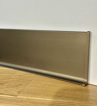 Плинтус Алюминиевый анодированный Шампань 3м Плинтус Алюминиевый анодированный Шампань 3м