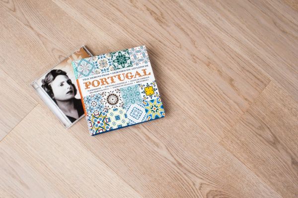 Инженерная доска Legend Дуб White cofee под лаком брашированный