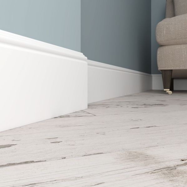 Плинтус Ultrawood Base 5011 165 x 15