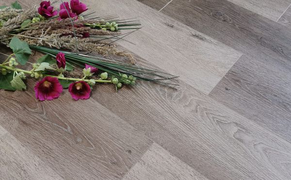 Кварц виниловое покрытие Stone Floor Дуб Брауни коричневый 1519-8 НР