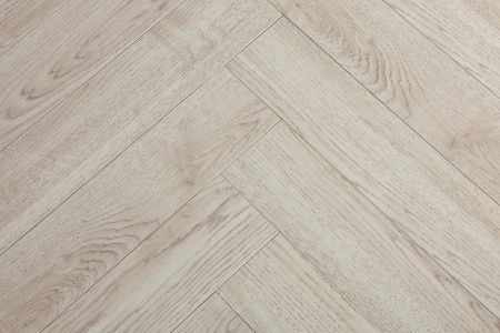 Ламинат CBM KORUNA Орех Бьянко 819