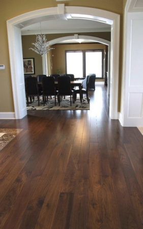 Массивная доска Missouri Орех американский натур шелковисто-матовый лак