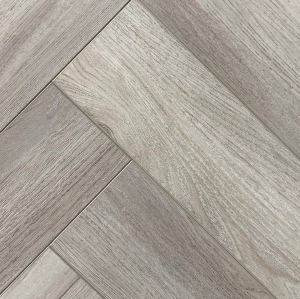 Ламинат CBM KORUNA Дуб Патек 822