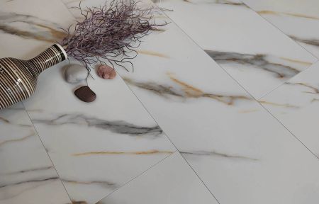 Кварц виниловое покрытие Stone Floor MSPC Мрамор Бело-золотой