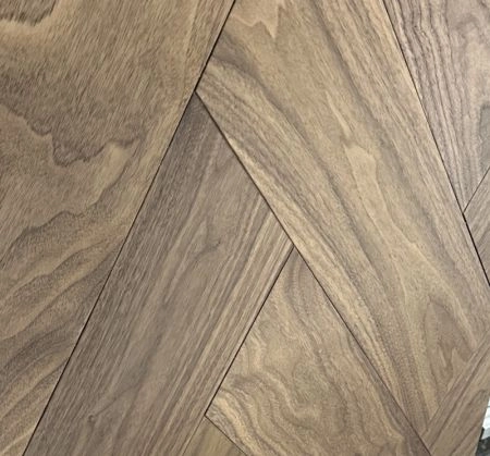 Инженерная доска Инженерная доска HM Flooring Итальянская Елка Орех Селект лак 14х150х550мм